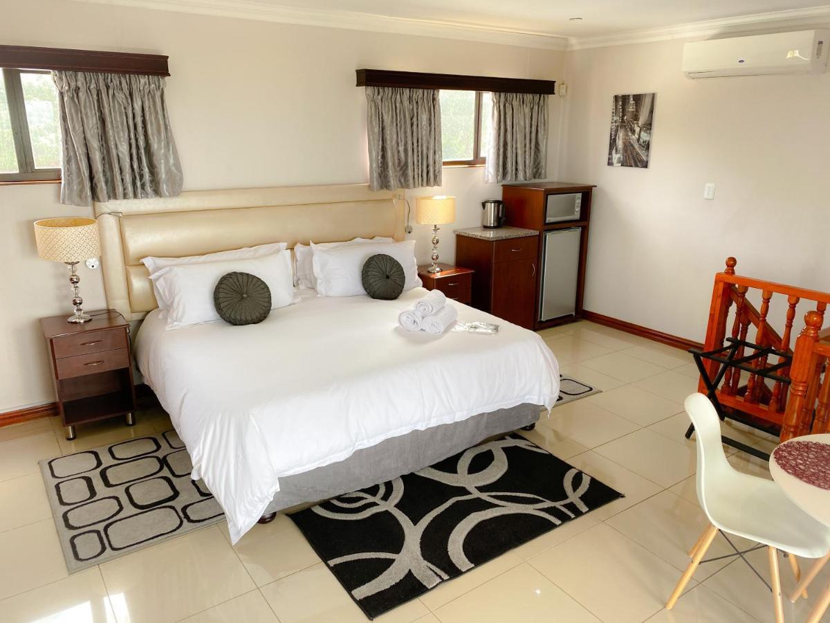 The Meritus Guest House Westville Exteriör bild